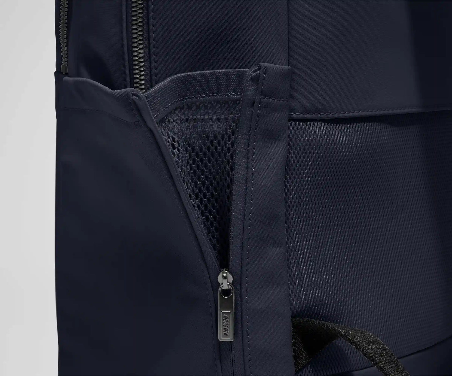 The Commuter Backpack in Navy Blue