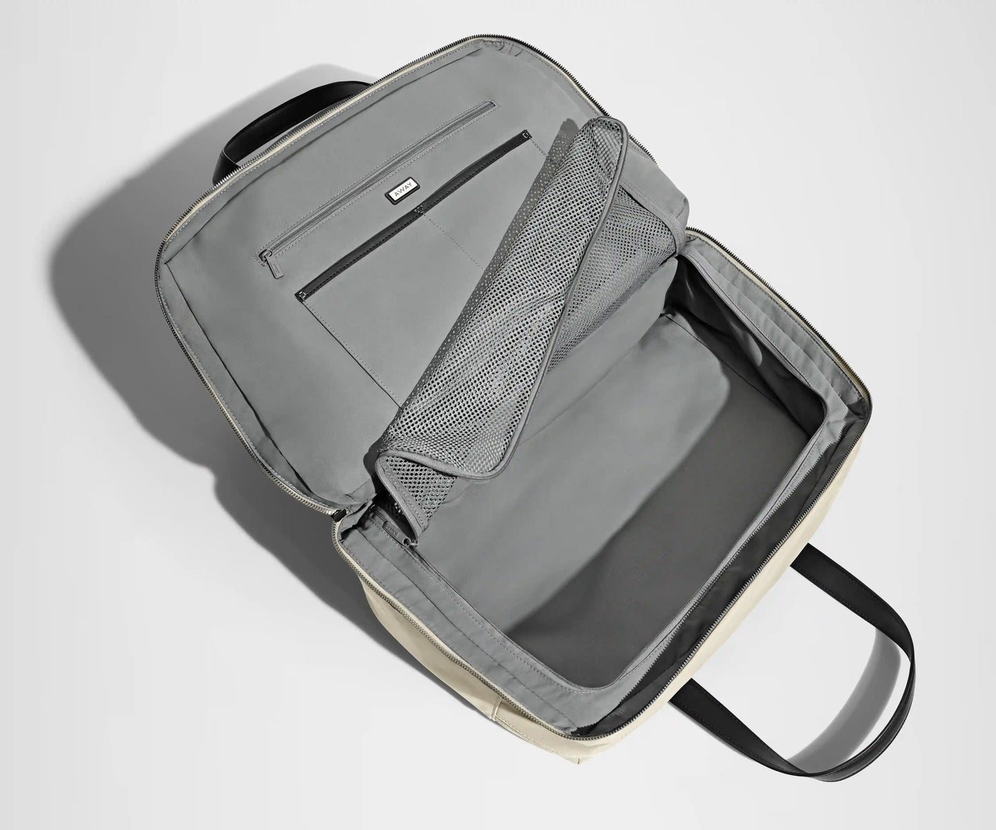 The Overnight Bag in Salt White