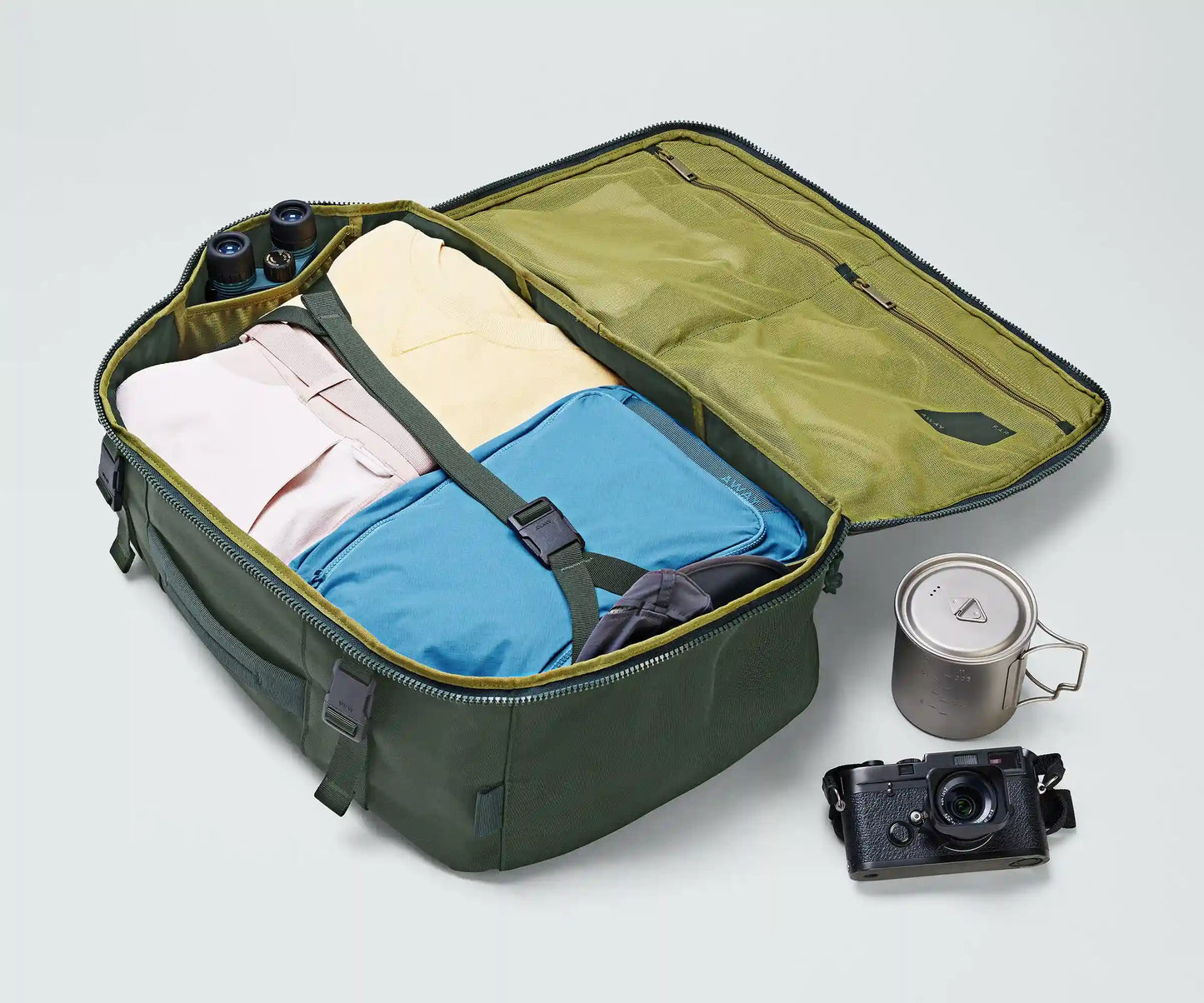 Active Convertible Backpack 45L in Forest Green