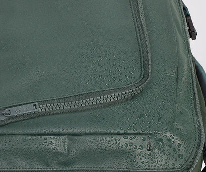 Active Convertible Backpack 25L in Forest Green