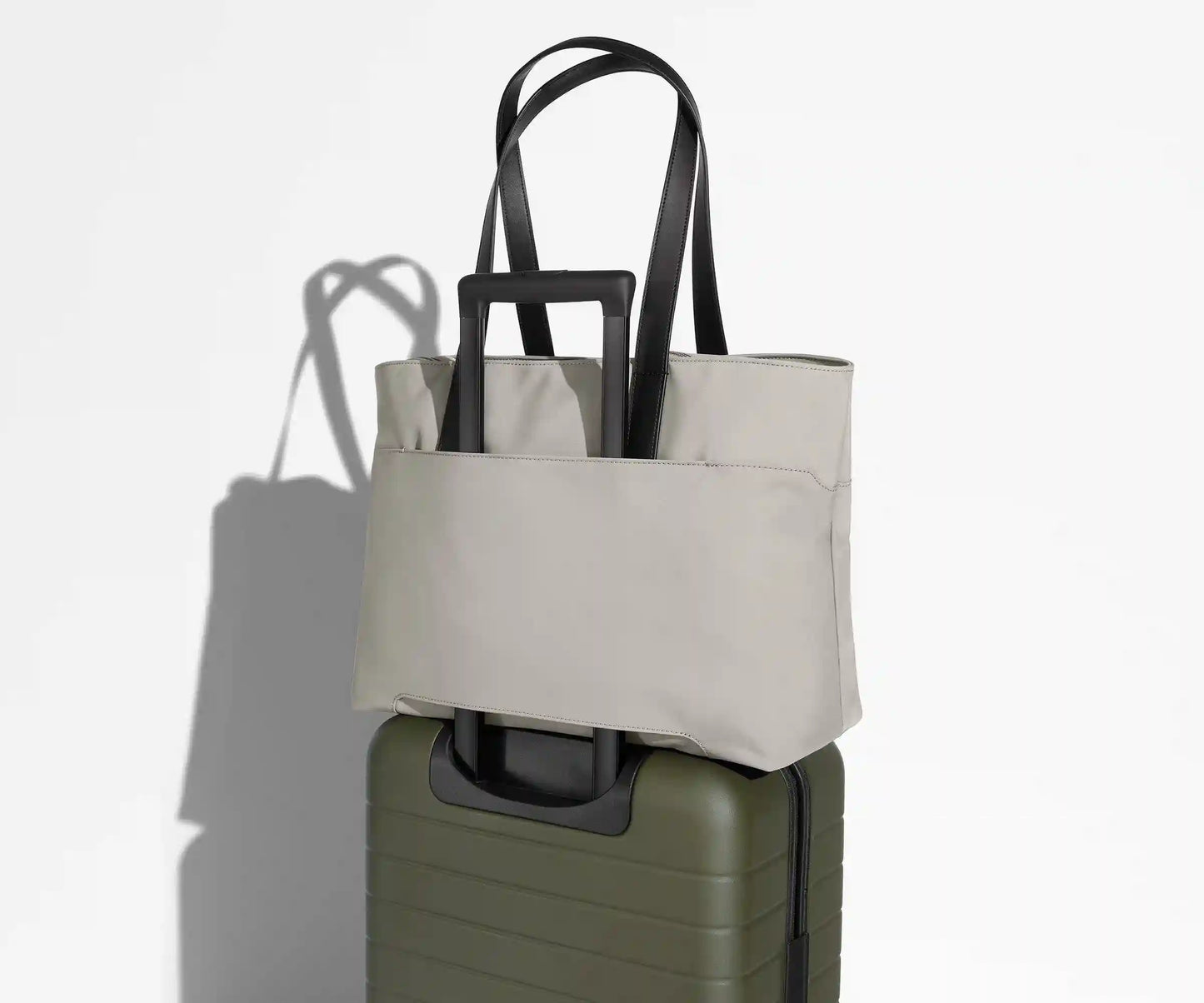 The Everywhere Tote in Cloud Gray